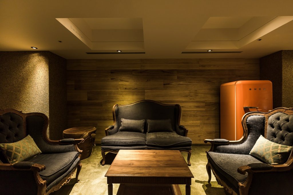 Room4