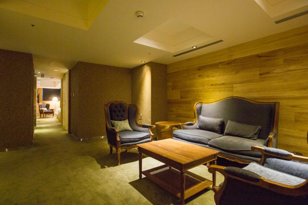 Room2