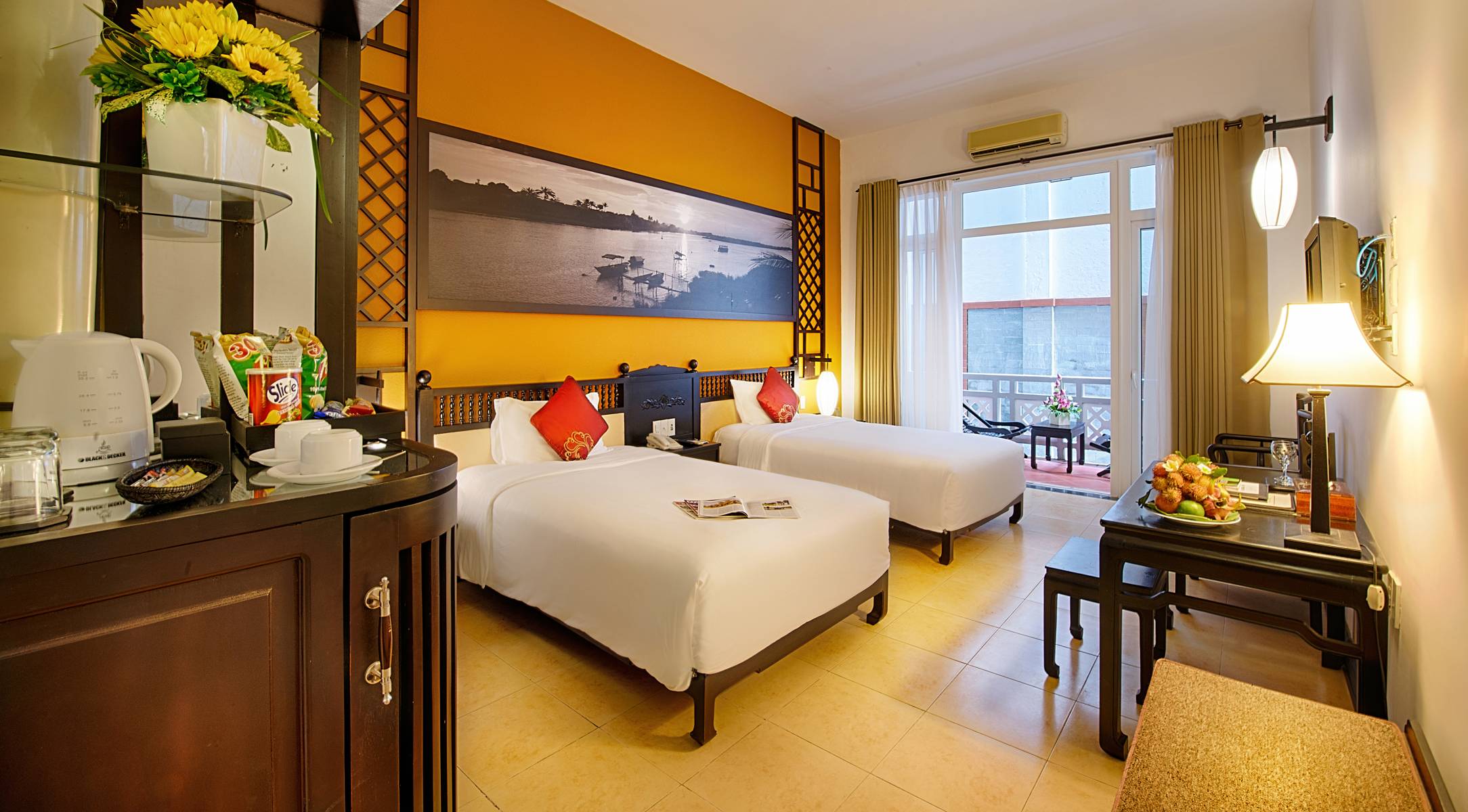 Rooms - Standard Hoi An Hotel - Hoi An Beach Resort De Vong river