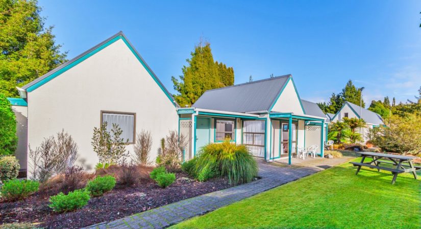 wairakei-resort-taupo-our-hotel-featured-image-01