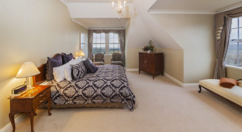 chateau-tongariro-our-rooms-te-heuheu-suite-image