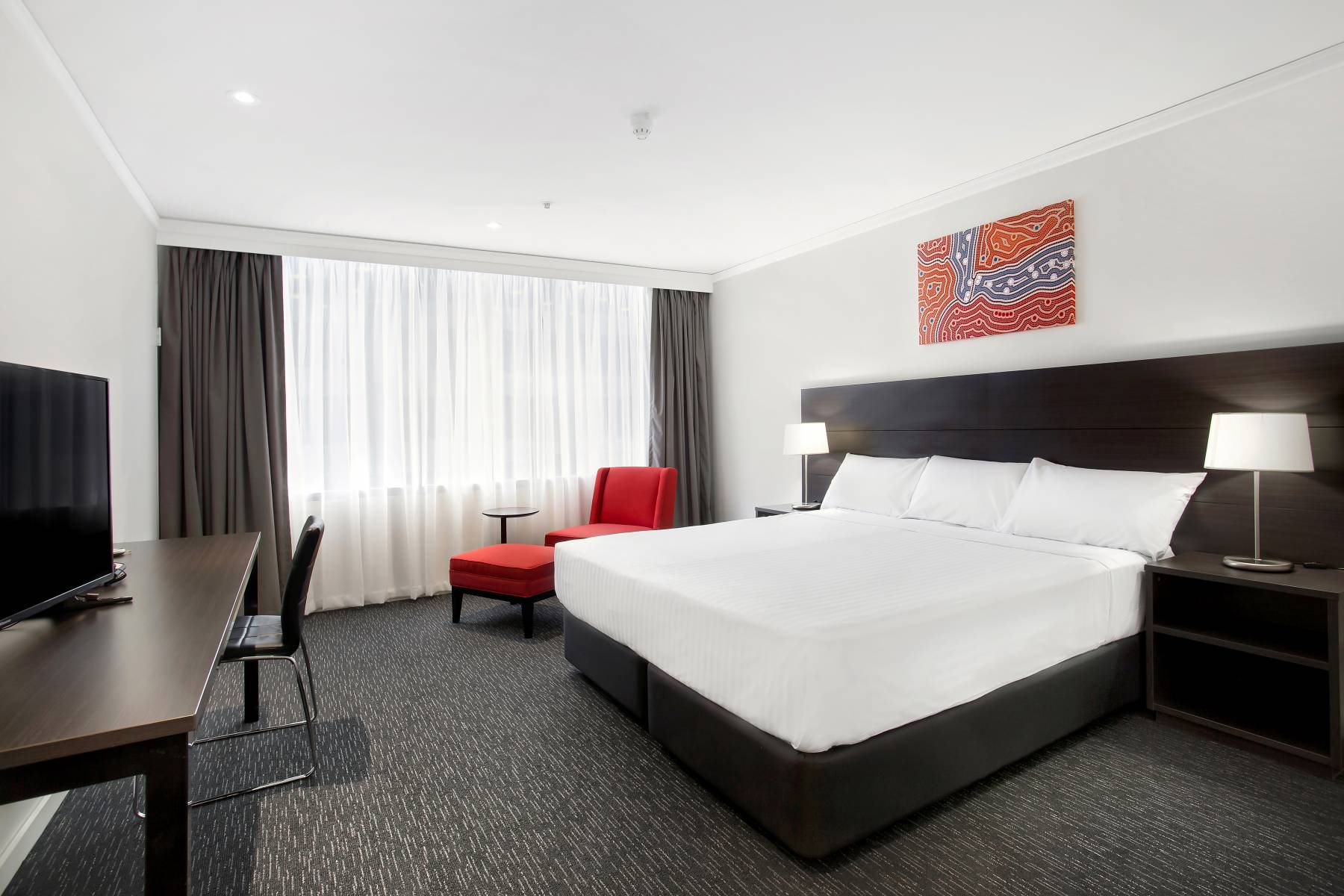 rooms-suites-superior-king-room-melbourne-hotel-bayview-eden