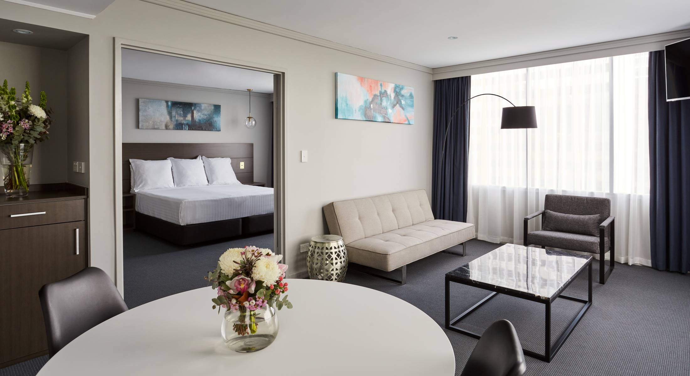 Rooms & Suites - Junior Suite Melbourne Hotel - Bayview Eden Melbourne