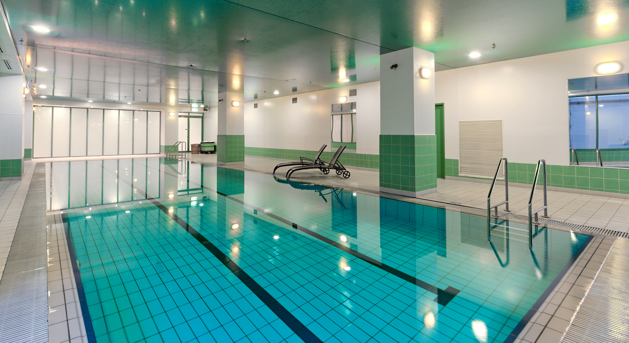 Wellness Swimming Pool Melbourne Hotel Bayview Eden Melbourne