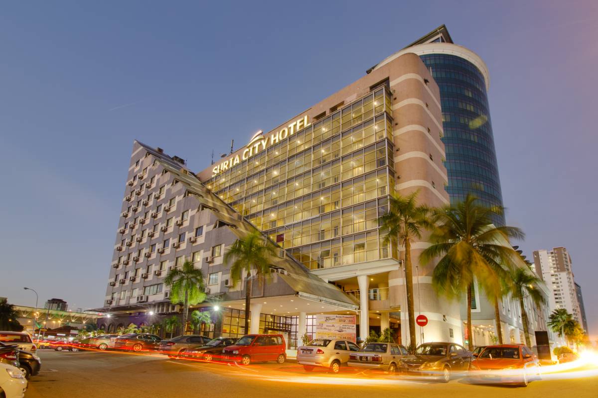 Hotels - Johor Bahru, Johor Malaysia Hotel - ēRYAbySURIA