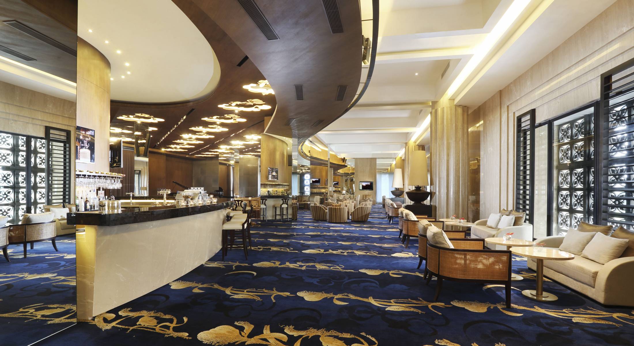 Dining Eboni Bar & Lounge Yogyakarta Hotel Hotel