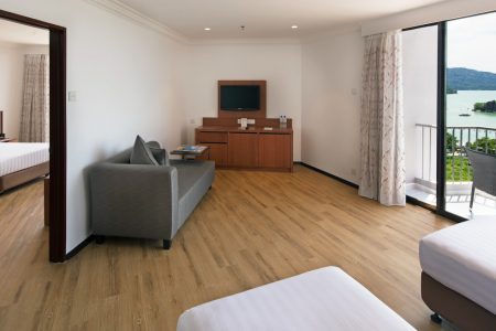 rooms and suites